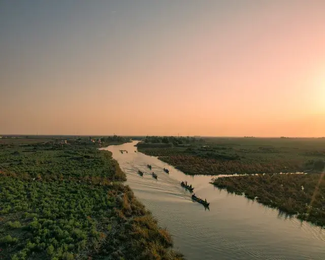 Iraqi and Foreign tourists discover the Arab Marshes